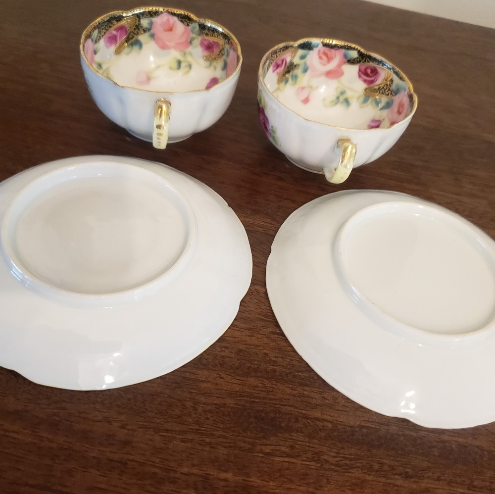 Vintage Teacups with Saucers Black & Gold Detail Pink Flowers - Picture 12 of 14